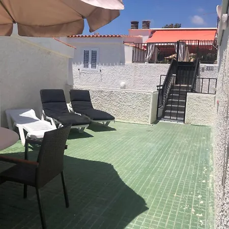 Playa Troya A La Playa * Playa de las Americas (Tenerife)